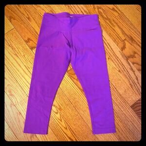 ZOBHA Cropped Yoga leggings Purple Women's SIZE 4